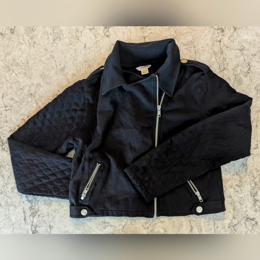 Stylish Black Quilted Jacket